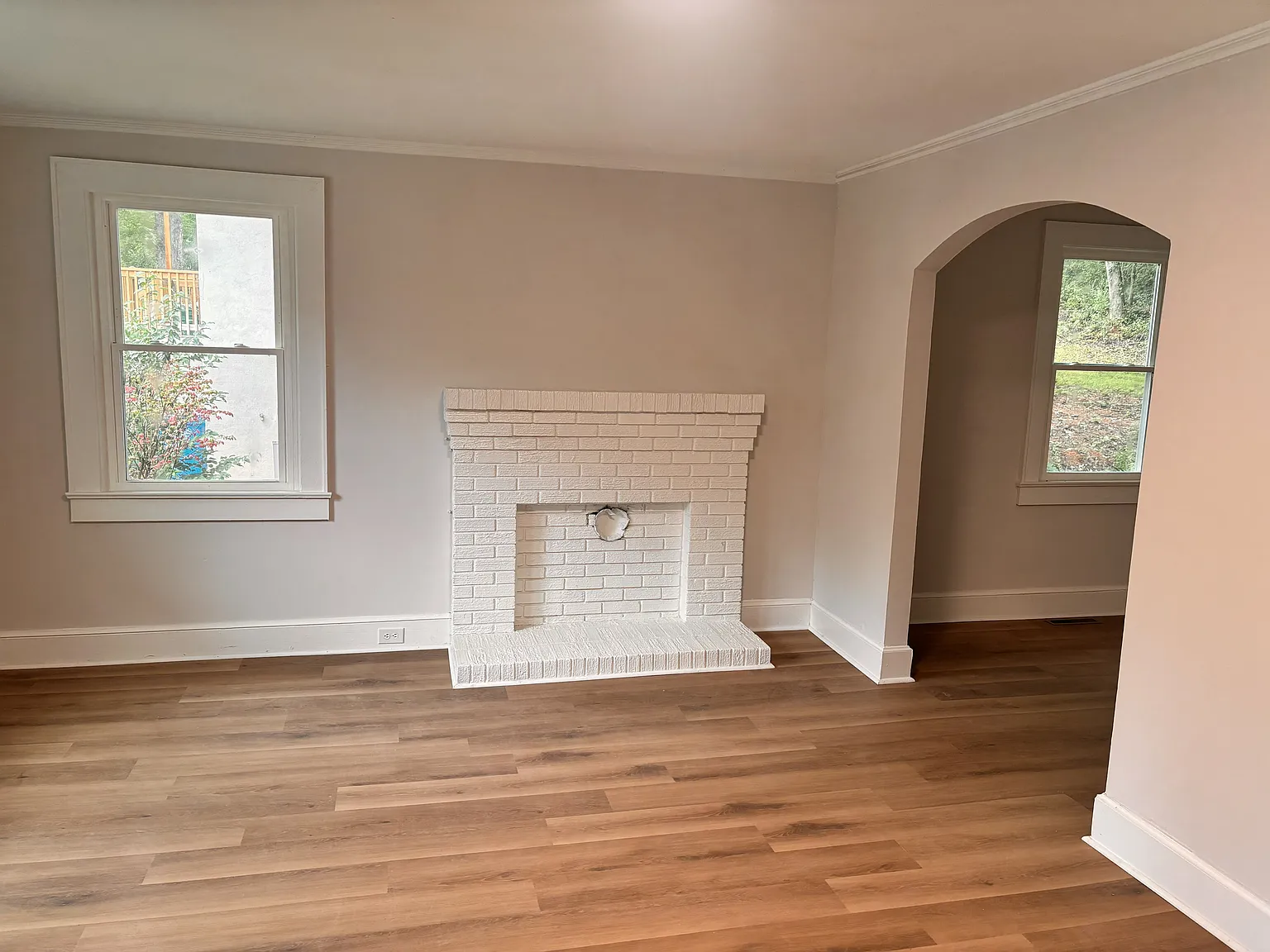 2 bed, 1018 sqft, $1,080 — Photo 3