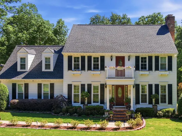 505 Nichols Farm Dr, Durham, NC 27703