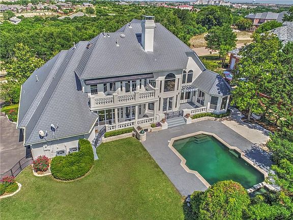 2nd image of 5808 Forest Highlands Dr