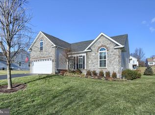 5 Rouse Dr, Avondale, PA 19311