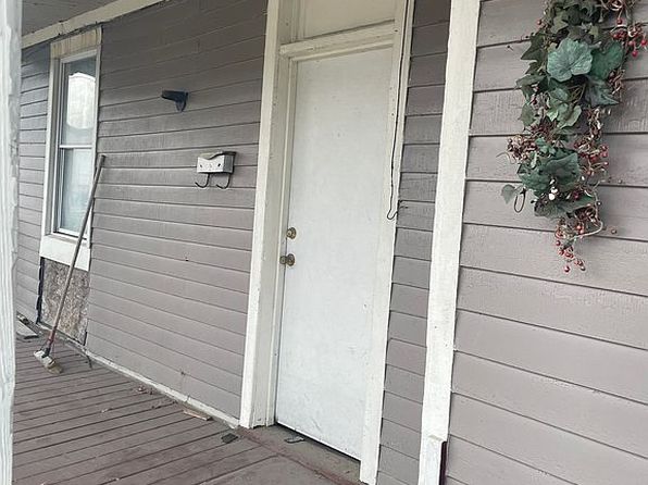 105 W Front St