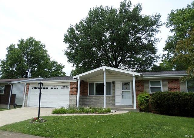 1st image of 2611 Chanute Dr