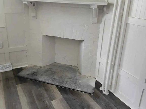 5th image of 111 S Lake Ave