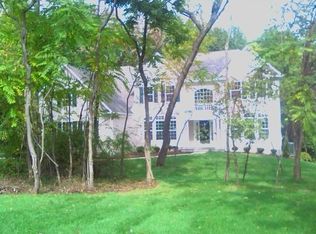 35514 Broken Arrow Rd, Round Hill, VA 20141