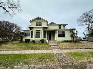 915 E 5th St, Texarkana, AR 71854