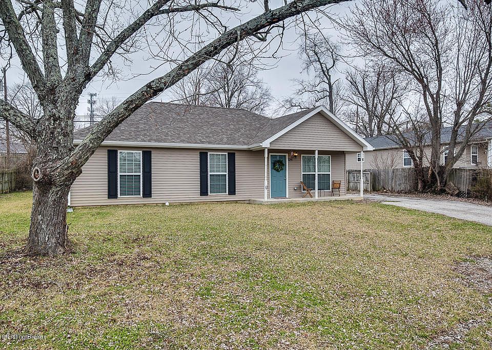 1st image of 626 Village Ln