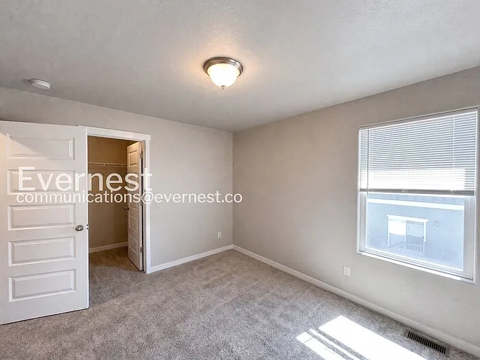 2405 Falkirk Dr — Photo 18