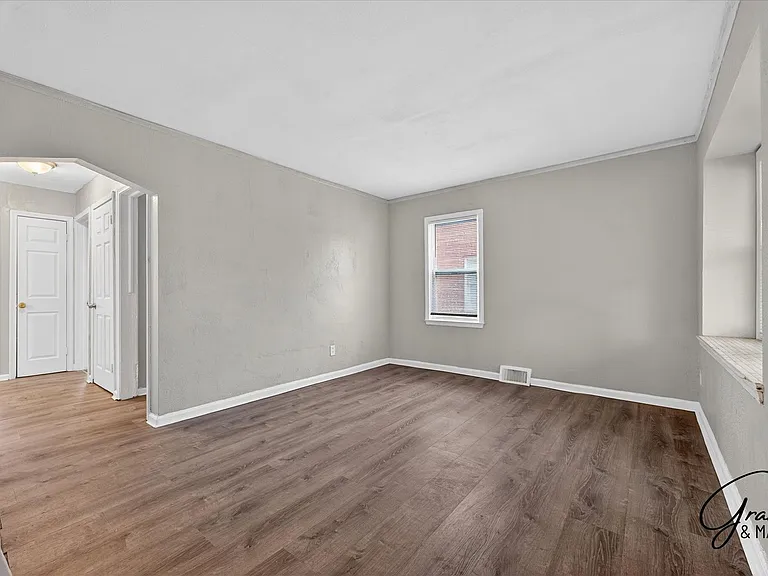 12716 Riad St — Photo 2