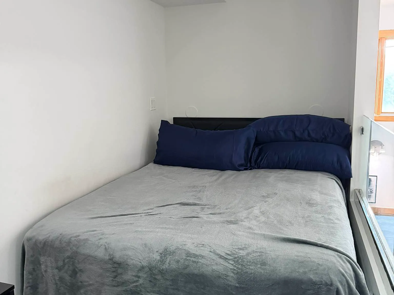 327 Herkimer St — Photo 4