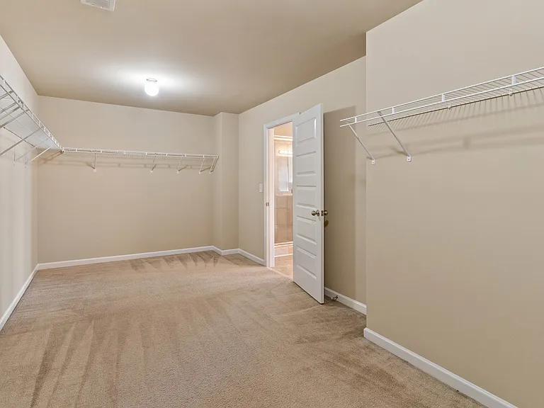 3194 Waverly Ln — Photo 25