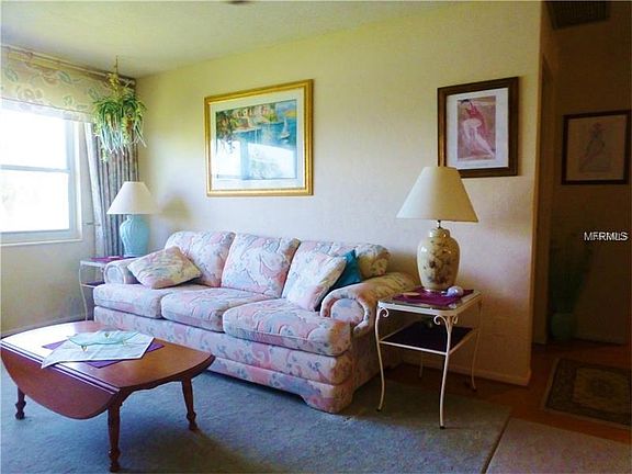 5th image of 2900 45th St S APT 18