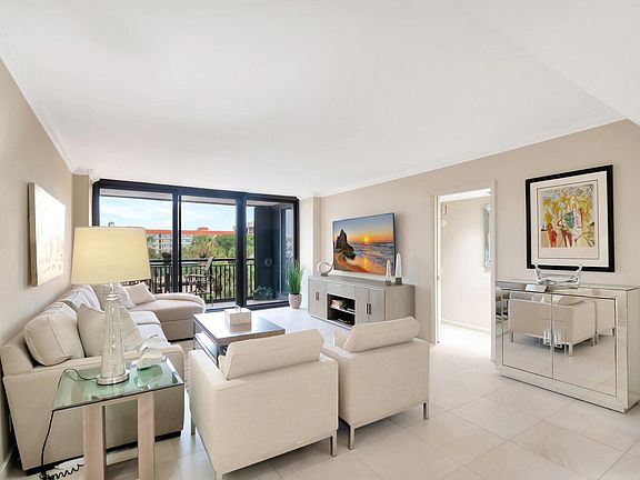 4th image of 2667 N Ocean Boulevard #3050