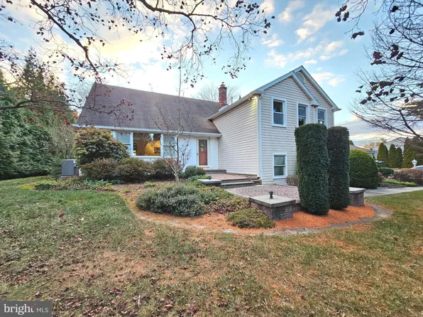 1131 E Welsh Rd, Ambler, PA 19002