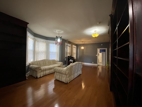 3rd image of 6941 Torresdale Ave