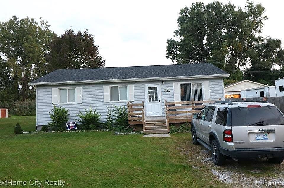 1st image of 4193 Violet Ave