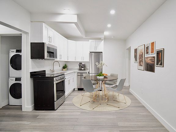 3rd image of 23 E 109th St #33A