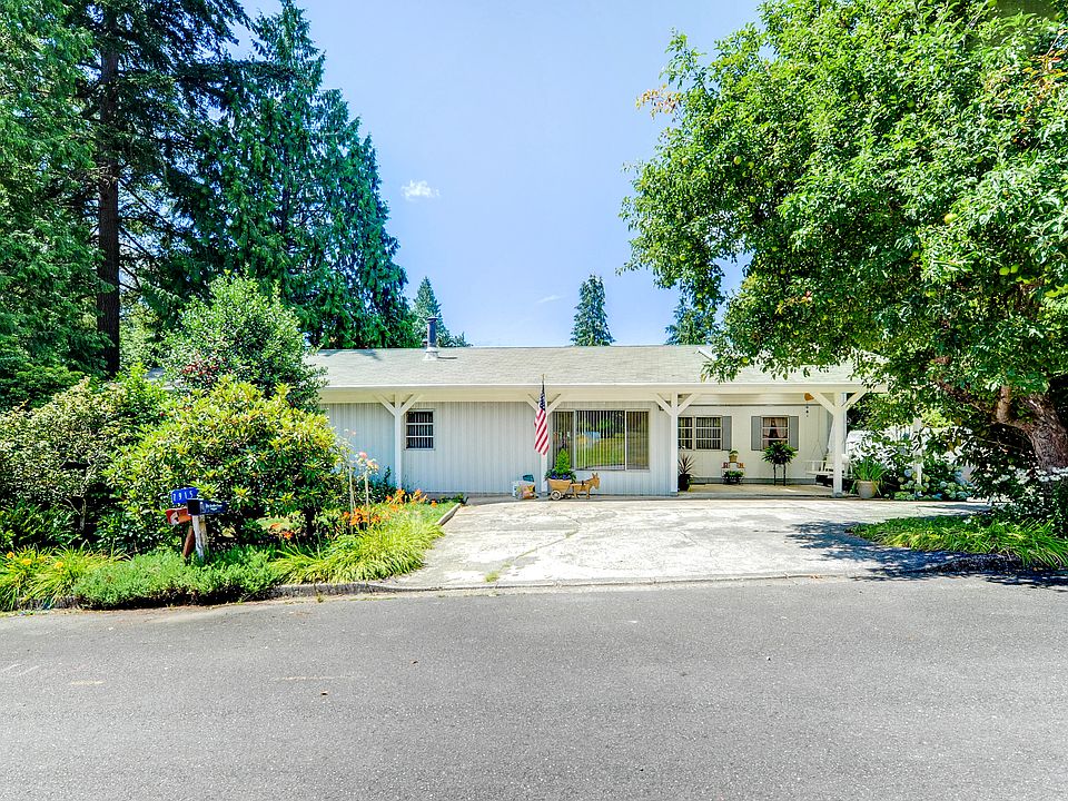 1st image of 7915 207th Pl NE