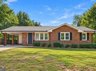 3085 Bobolink Dr, Rex, GA 30273