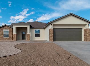 1231 Mimosa Ave, Alamogordo, NM 88310