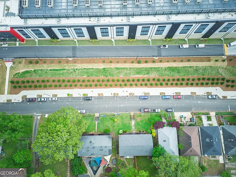 1040 Herndon St NW #B — Photo 40