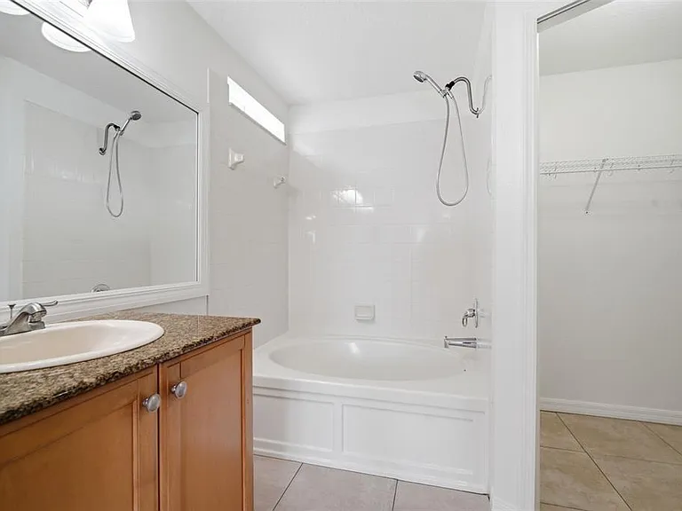 10604 Lakeside Vista Dr — Photo 19