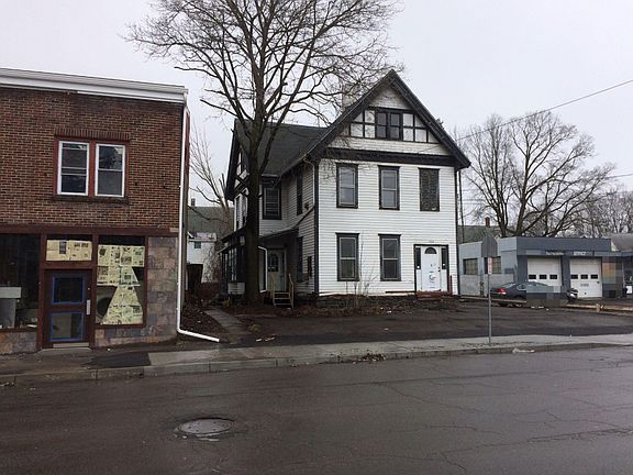 2nd image of 513 Chenango St