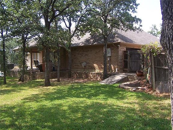 4th image of 702 Shady Creek Dr