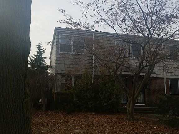 5th image of 6760 212th St