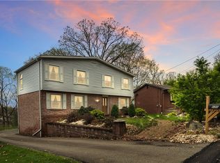 686 Blue Ridge Rd, Pittsburgh, PA 15239