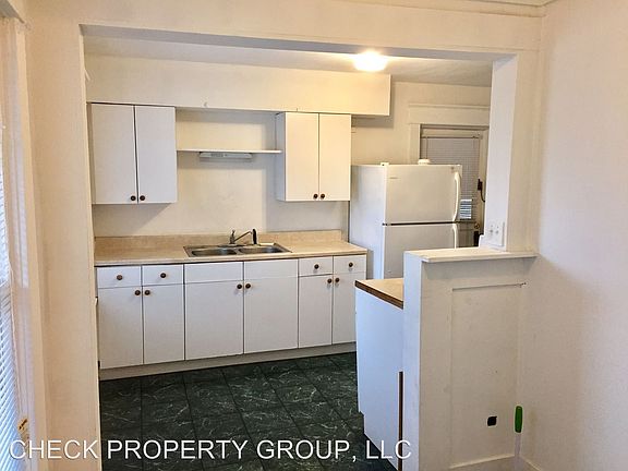 3rd image of 516 Magnolia Ave