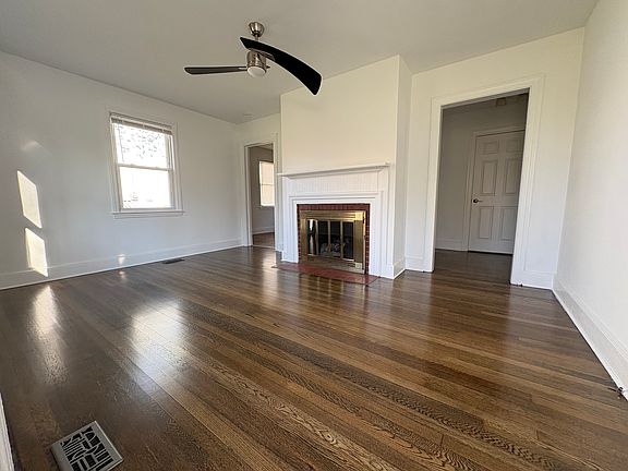 4th image of 2008 Colonial Ave