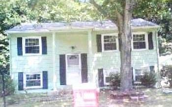 2nd image of 13821 Londonderry Ct