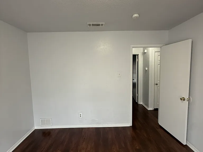 316 Nikki Dr #B — Photo 13