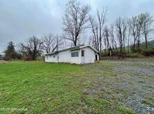 616 Mineral Springs Rd, Cobleskill, NY 12043