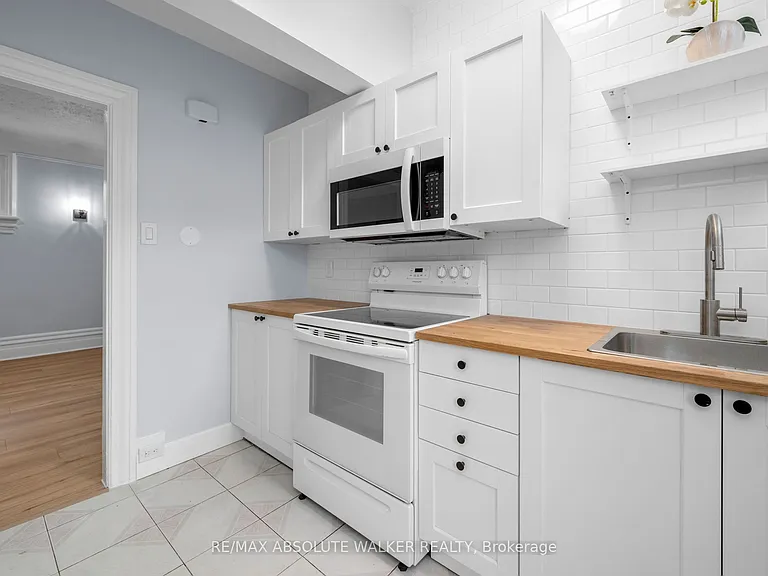 31 Crichton St #A — Photo 18