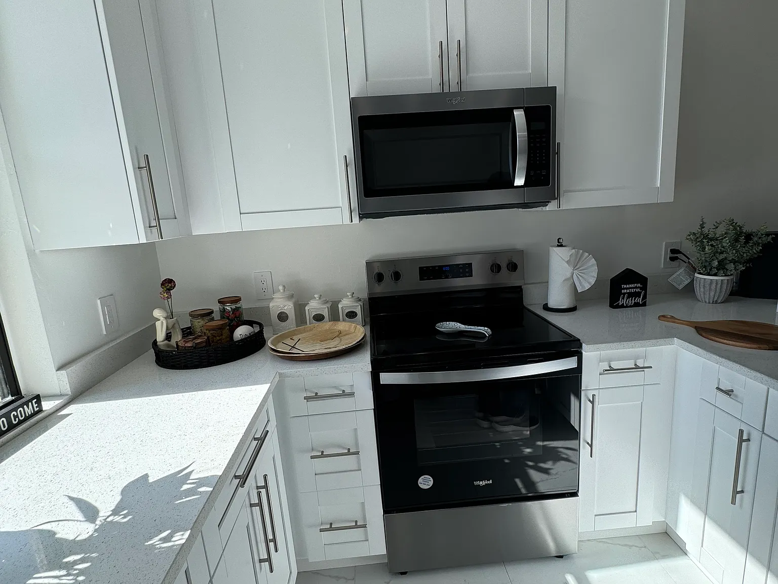 142-144 Milwaukee Blvd — Photo 2