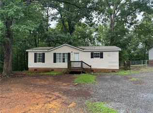 3739 Becks Church Rd, Lexington, NC 27292