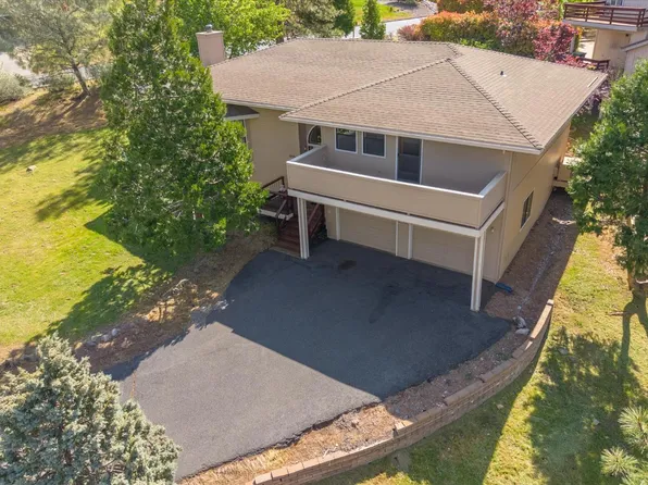 939 Fairway Ct, Murphys, CA 95247