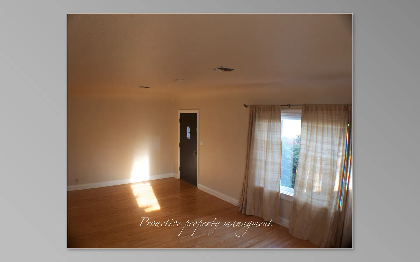 English Cottage Adjacent to South Pasadena! — Photo 3