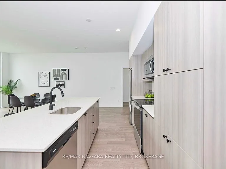 7711 Green Vista Gate #SUB_PENTHOUSE-914 — Photo 4