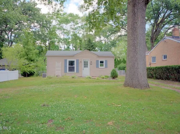6150 Blossman Rd, Toledo, OH 43617