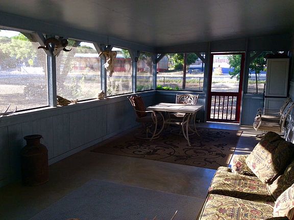 4th image of 100 Shannon Dr S