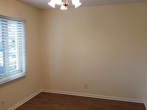 4th image of 1149 Canterbury Sq S #1149