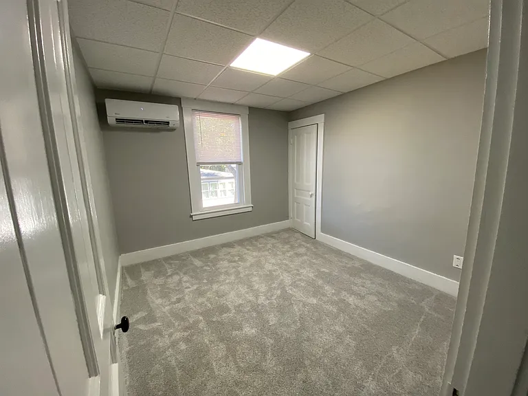 30-32 Elm St #30B — Photo 7
