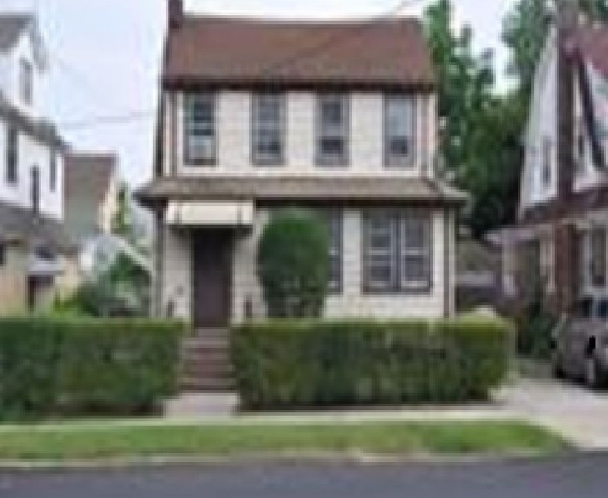 1st image of 202-12 100th Ave #01
