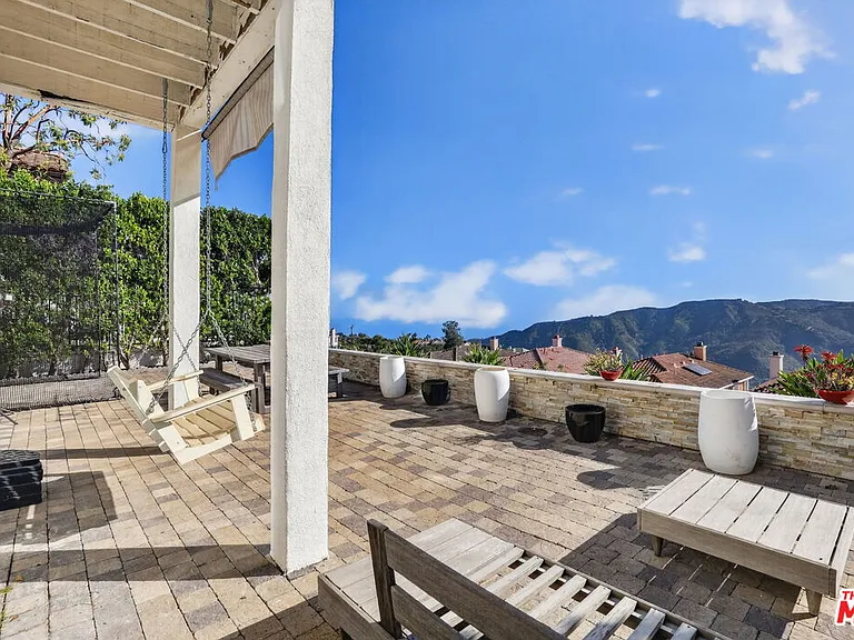 16718 Calle Arbolada — Photo 25