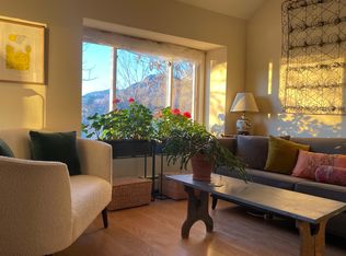 2200 Pearl St, Boulder, CO 80302