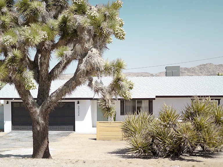 60354 Pueblo Trl — Photo 2