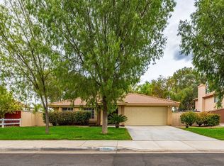 19400 Oakview Ln, Lake Elsinore, CA 92530
