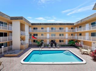 7910 Taft St APT 206, Pembroke Pines, FL 33024